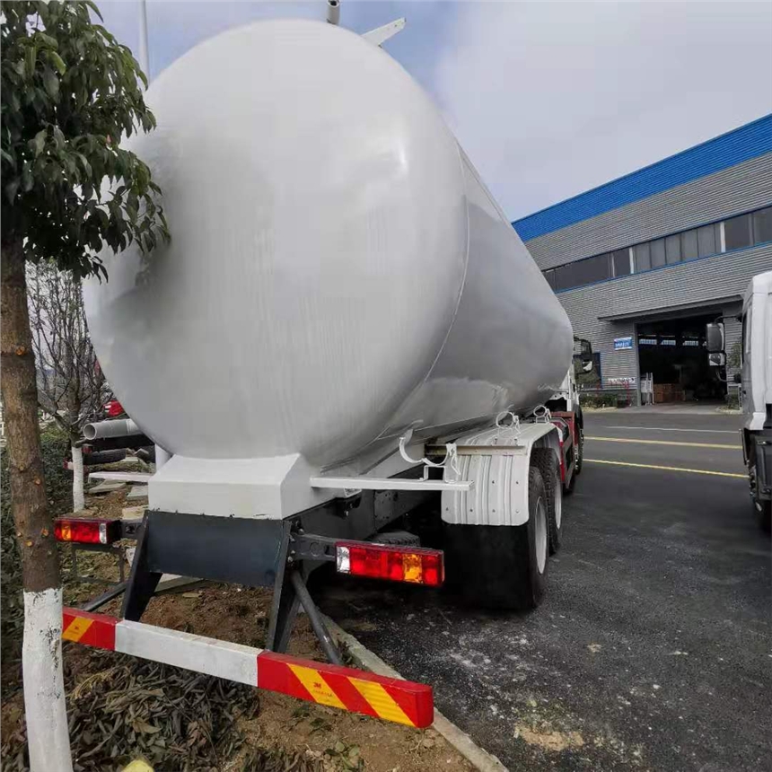 水泥搅拌车具体参数 粉粒物料车价格